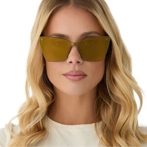 Diff Eyewear Women’s Oversized Gold-Tinted Sunglasses‎ Travel Summer Vacation